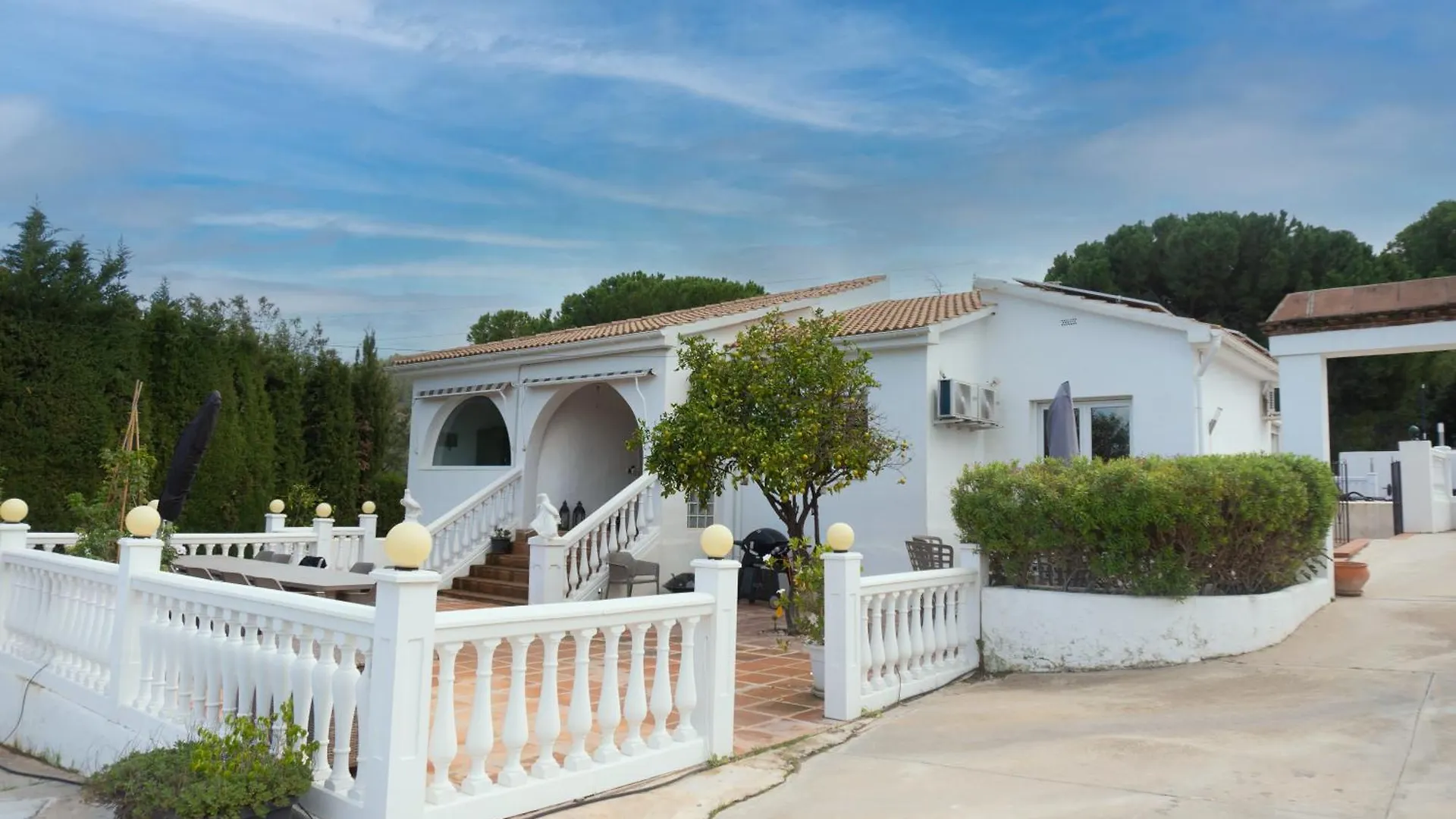 Villa Padel - Heated Pool And Private Paddle Court Alhaurin de la Torre Spain